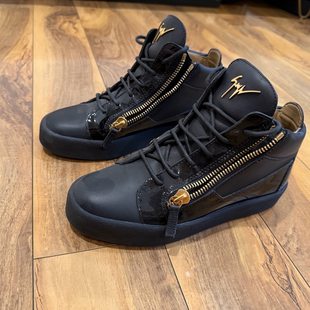 Giuseppe Zanotti Black and Gold Sneakers - Picture 3 of 3